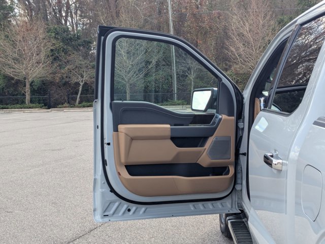 Certified 2023 Ford F150 Lariat w/ Equipment Group 502A High image 14