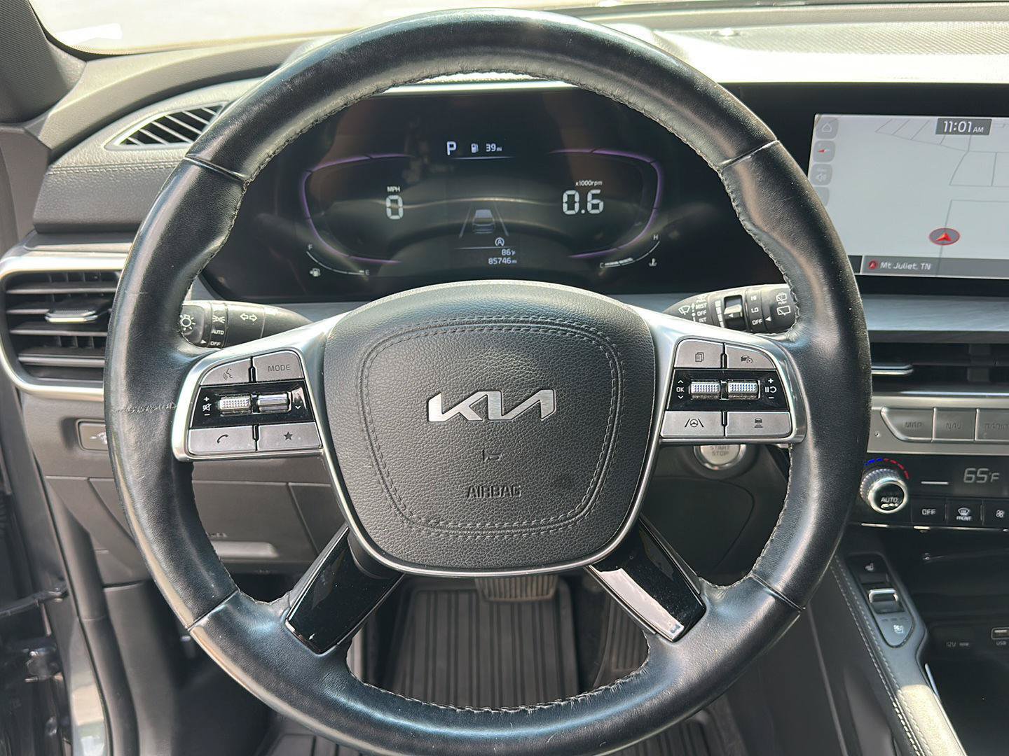 Used 2023 Kia Telluride EX X-Line AWD/4WD image 16