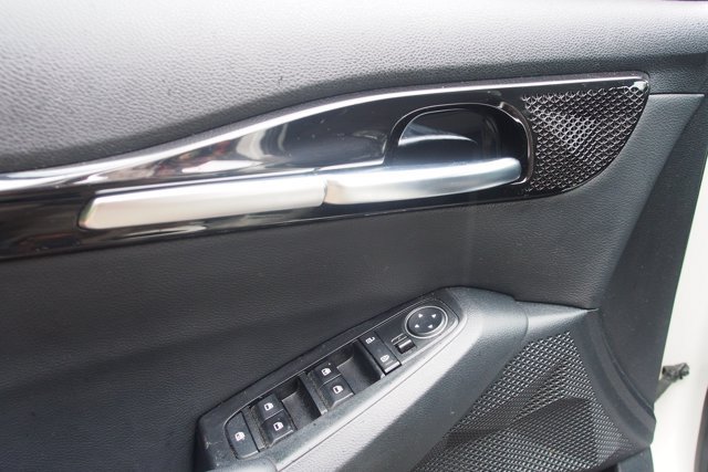 Used 2023 Kia Seltos S w/ Navigation Package FWD image 21
