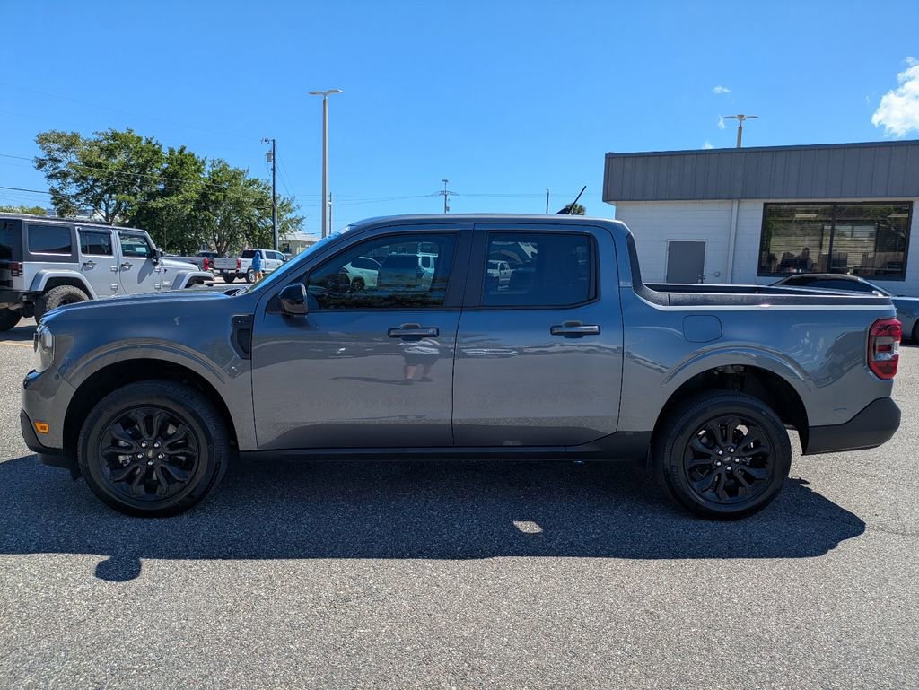 Certified 2024 Ford Maverick Lariat w/ Black Appearance Package image 3