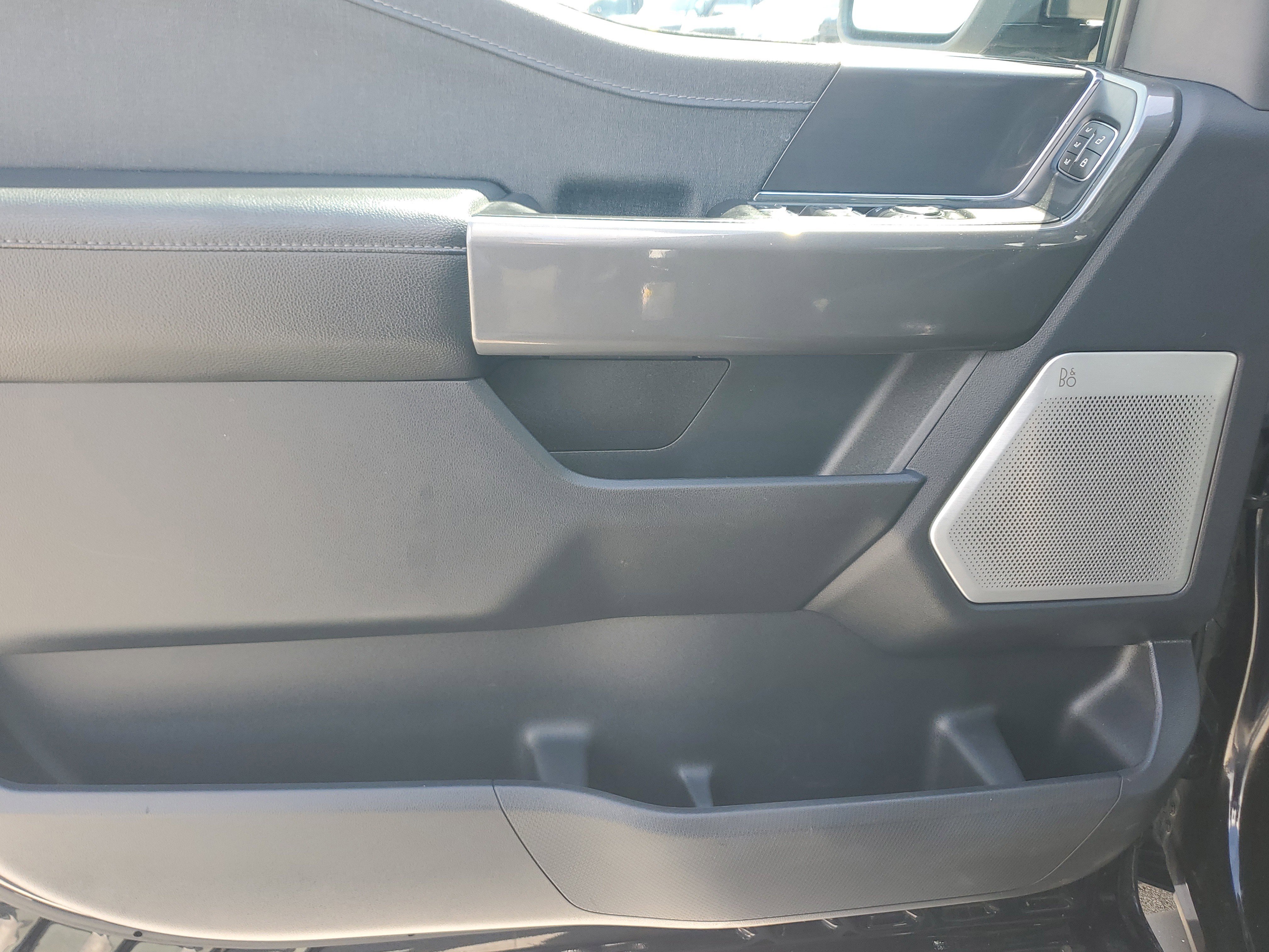 Certified 2023 Ford F150 Lariat w/ Equipment Group 502A High image 25