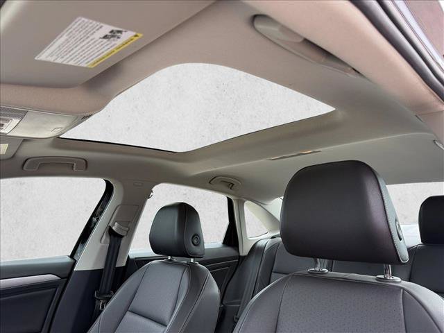 Used 2019 Volkswagen Jetta SE FWD image 17