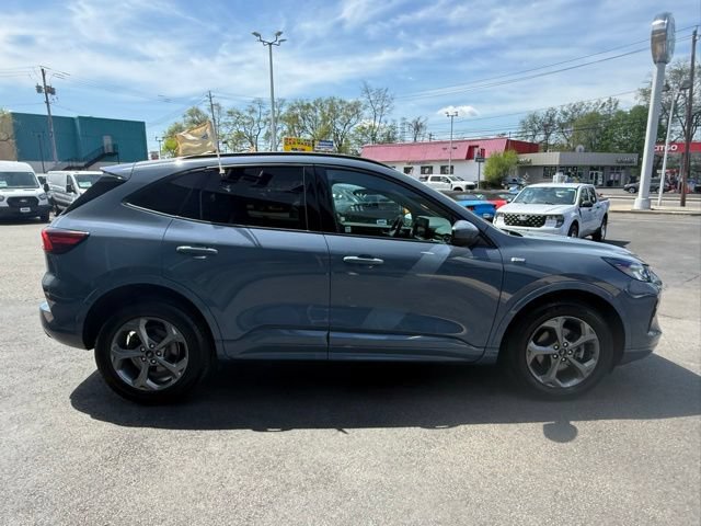 Certified 2023 Ford Escape ST-Line Select w/ Tech Pack #2 AWD/4WD image 9