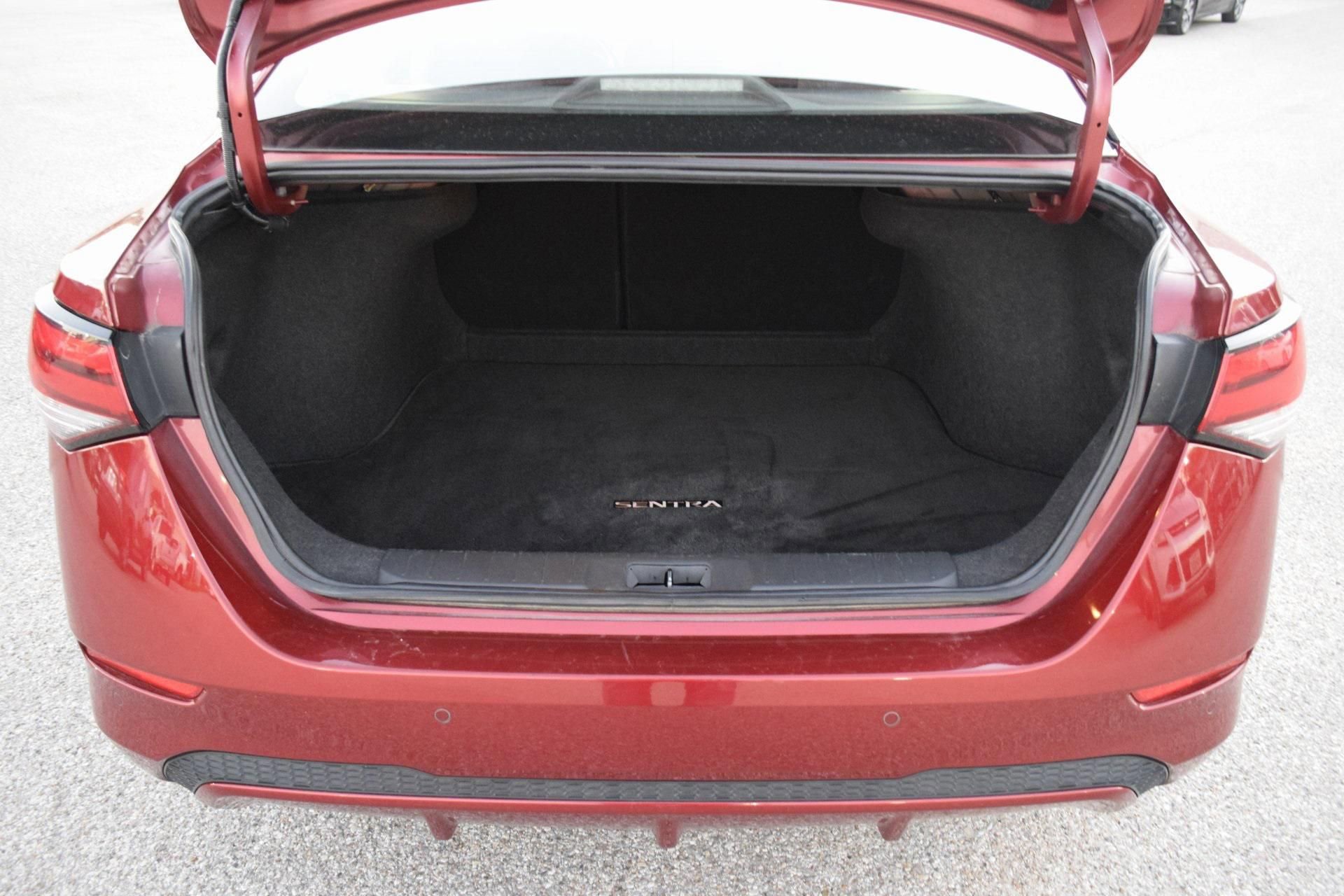 Used 2024 Nissan Sentra SV image 21