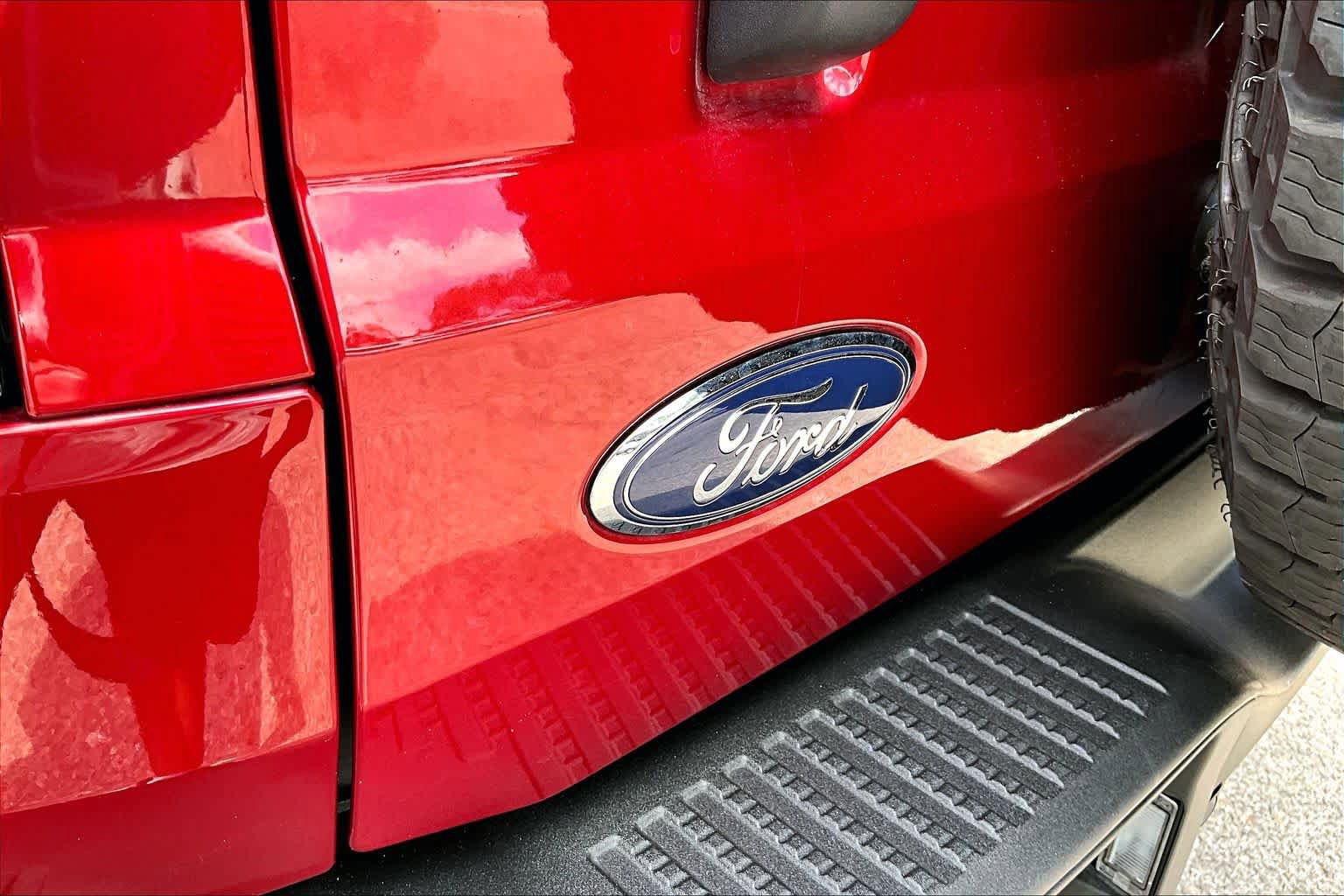 Certified 2025 Ford Bronco Badlands AWD/4WD image 36
