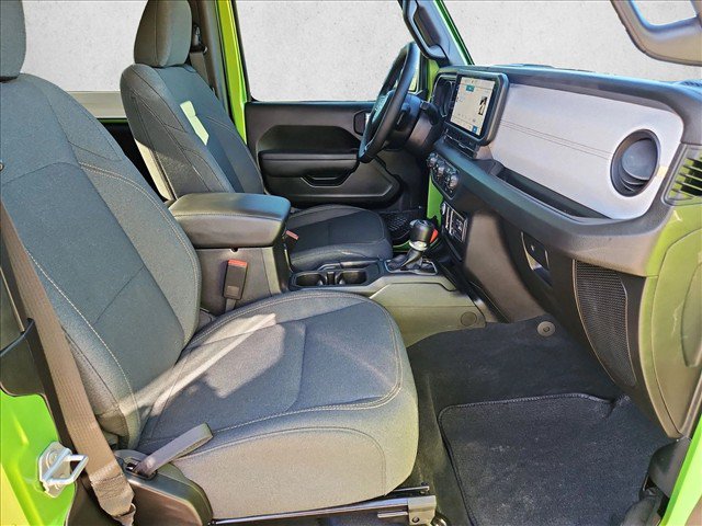 Used 2025 Jeep Wrangler Sport AWD/4WD image 19