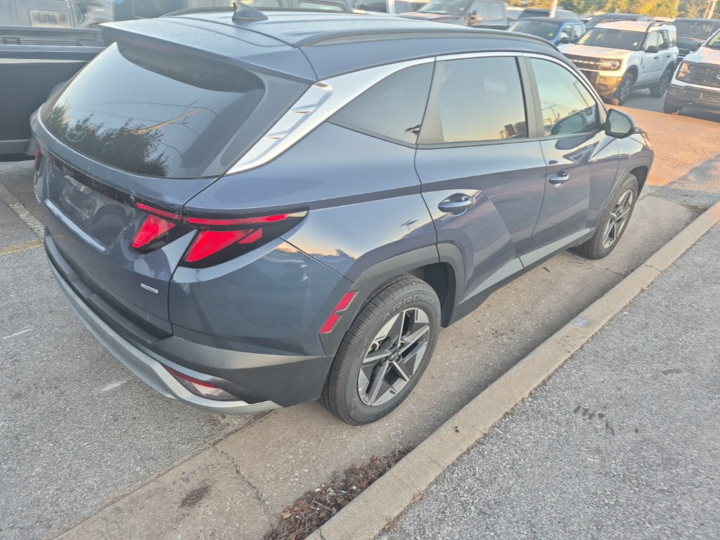 Used 2025 Hyundai Tucson SEL AWD/4WD image 16