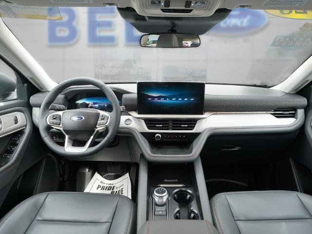 Certified 2025 Ford Explorer Active w/ Active Comfort Package AWD/4WD image 16