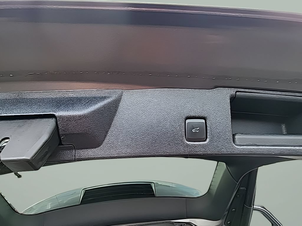 Certified 2024 Ford Escape Platinum AWD/4WD image 12