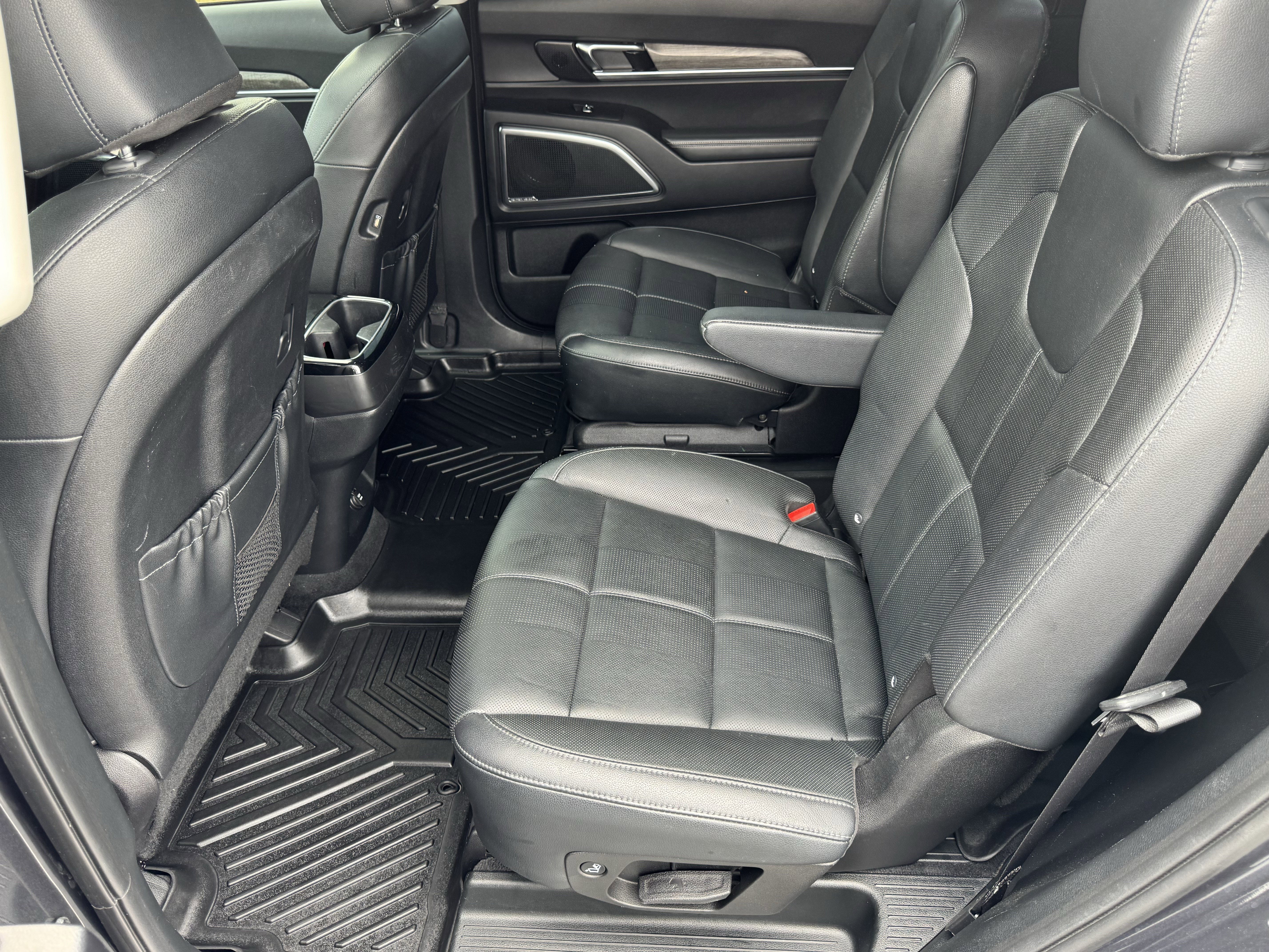 Used 2020 Kia Telluride SX FWD image 24