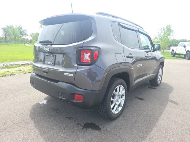 Used 2021 Jeep Renegade Latitude w/ Convenience Group AWD/4WD image 8
