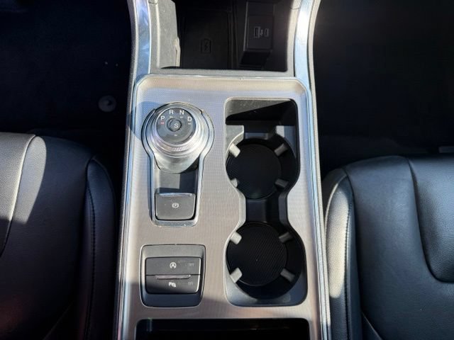 Certified 2022 Ford Edge Titanium AWD/4WD image 19