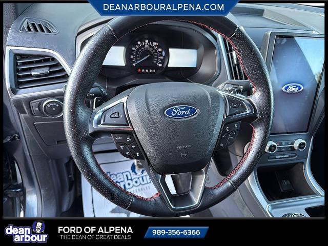 Certified 2022 Ford Edge ST-Line w/ Class II Trailer Tow Package AWD/4WD image 10