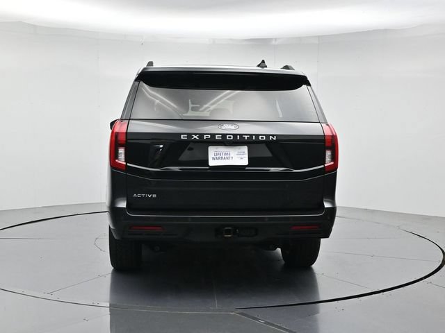 Certified 2025 Ford Expedition Active AWD/4WD image 8