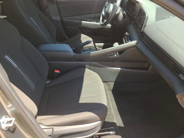 Used 2026 Hyundai Elantra Sport FWD image 11