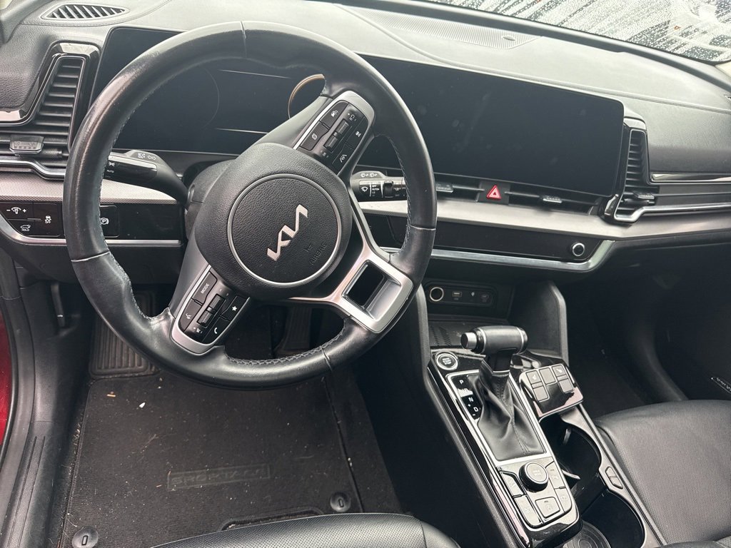 Used 2023 Kia Sportage SX image 7