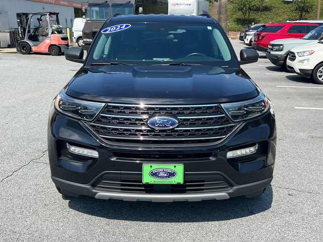 Certified 2024 Ford Explorer XLT AWD/4WD image 2