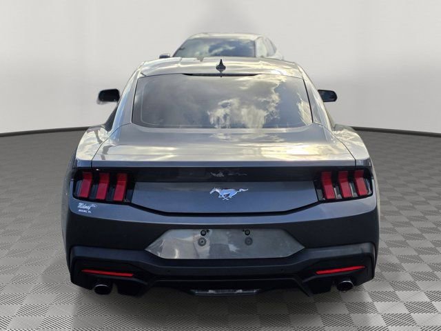 Certified 2024 Ford Mustang Coupe RWD image 5