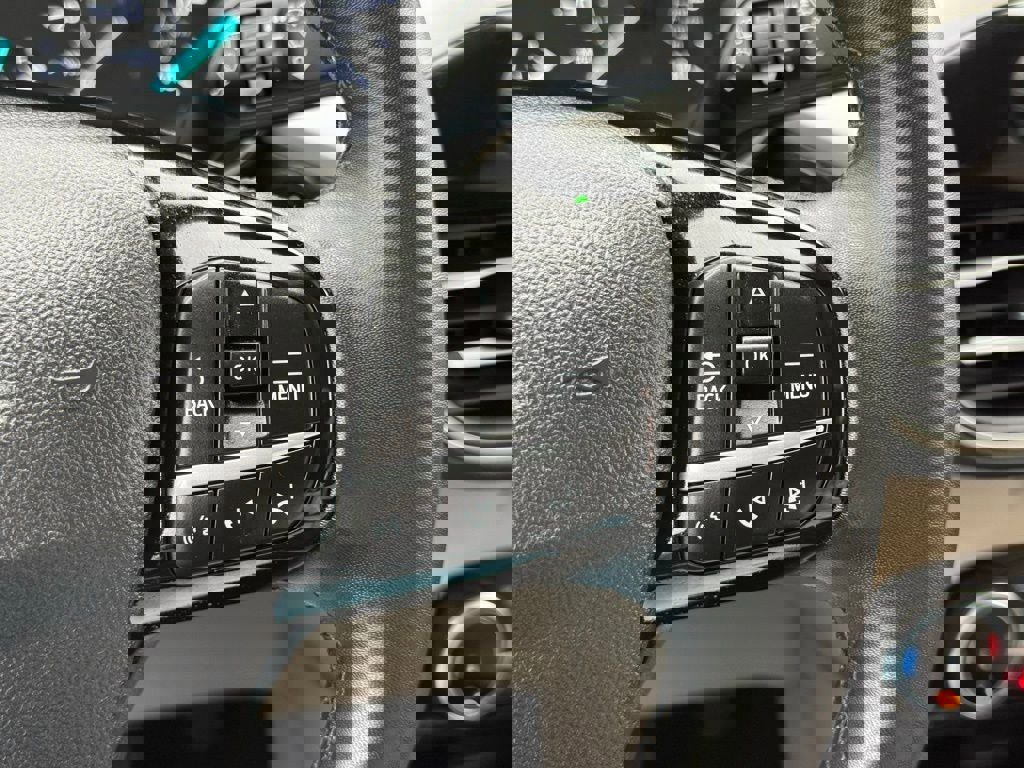 Certified 2022 Ford Escape SEL image 32