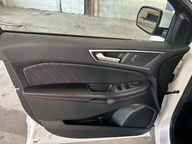 Certified 2023 Ford Edge ST-Line AWD/4WD image 13