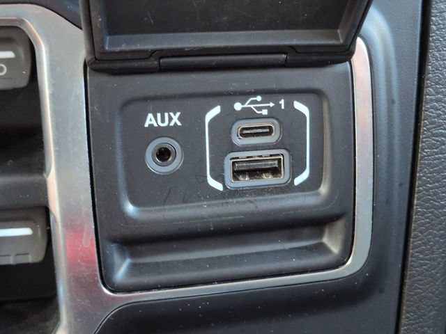 Used 2019 Jeep Wrangler Unlimited Sport S AWD/4WD image 21