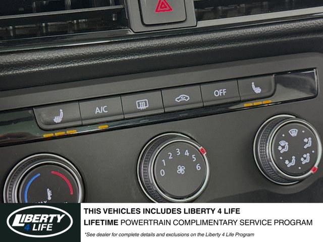 Used 2022 Volkswagen Taos SE image 19