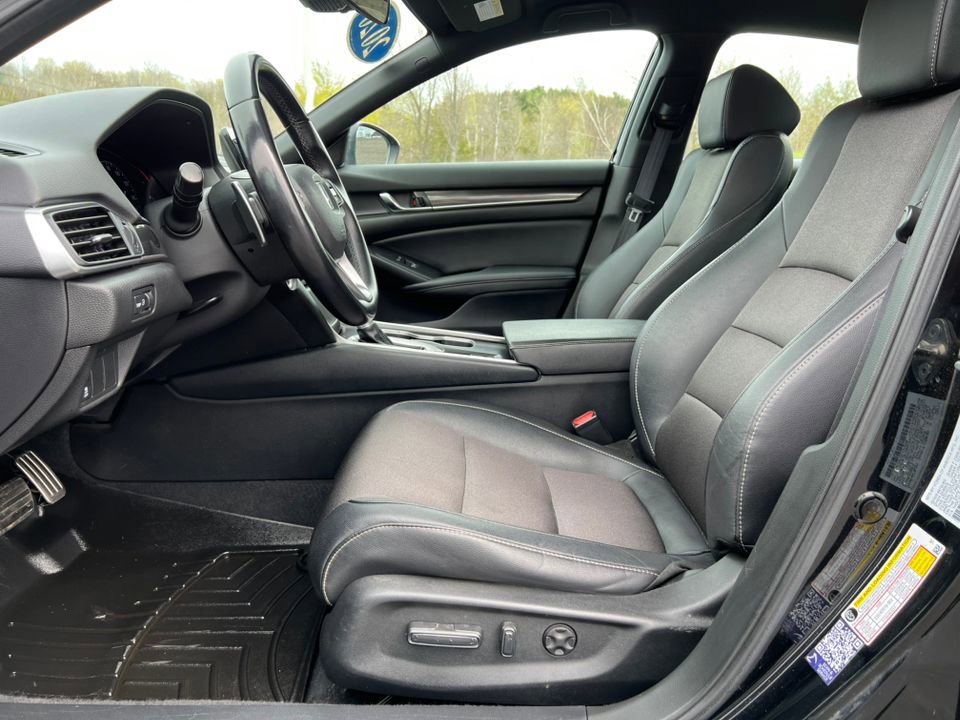 Used 2020 Honda Accord Sport image 3