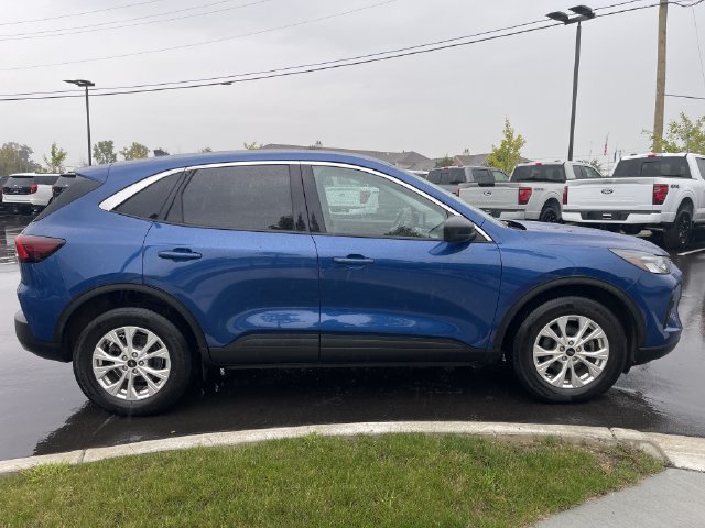 Certified 2023 Ford Escape Active AWD/4WD image 6