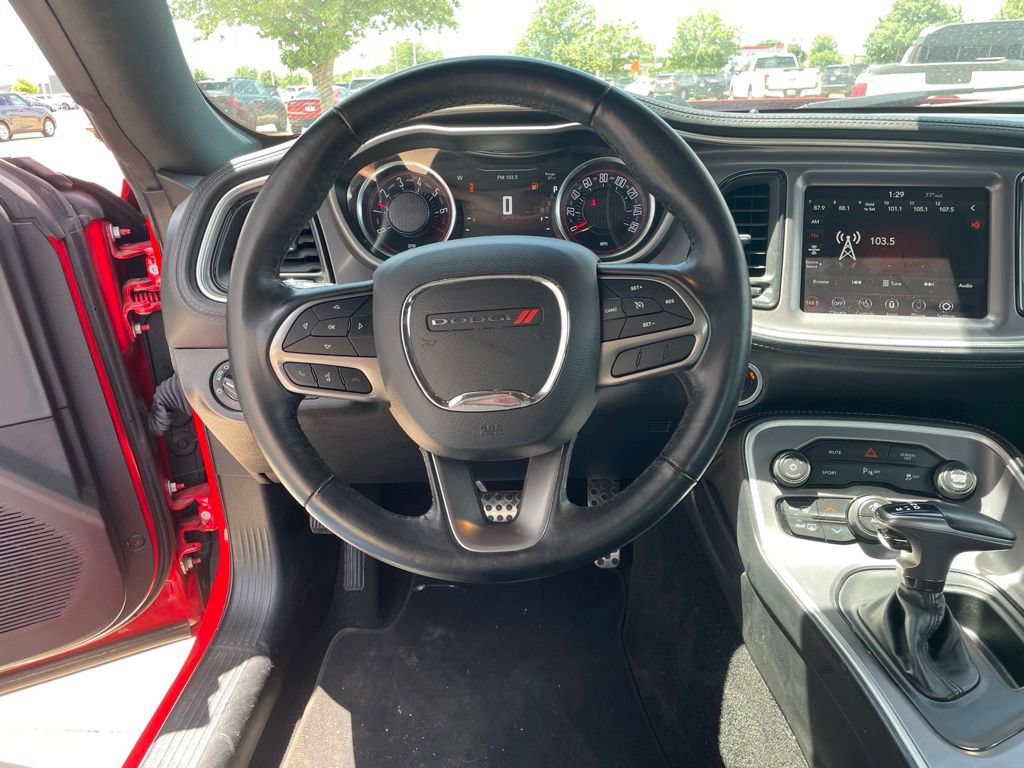 Used 2022 Dodge Challenger SXT w/ Plus Package RWD image 13