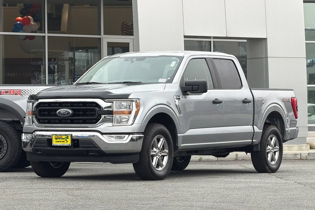 Certified 2022 Ford F150 XLT w/ Trailer Tow Package AWD/4WD image 8