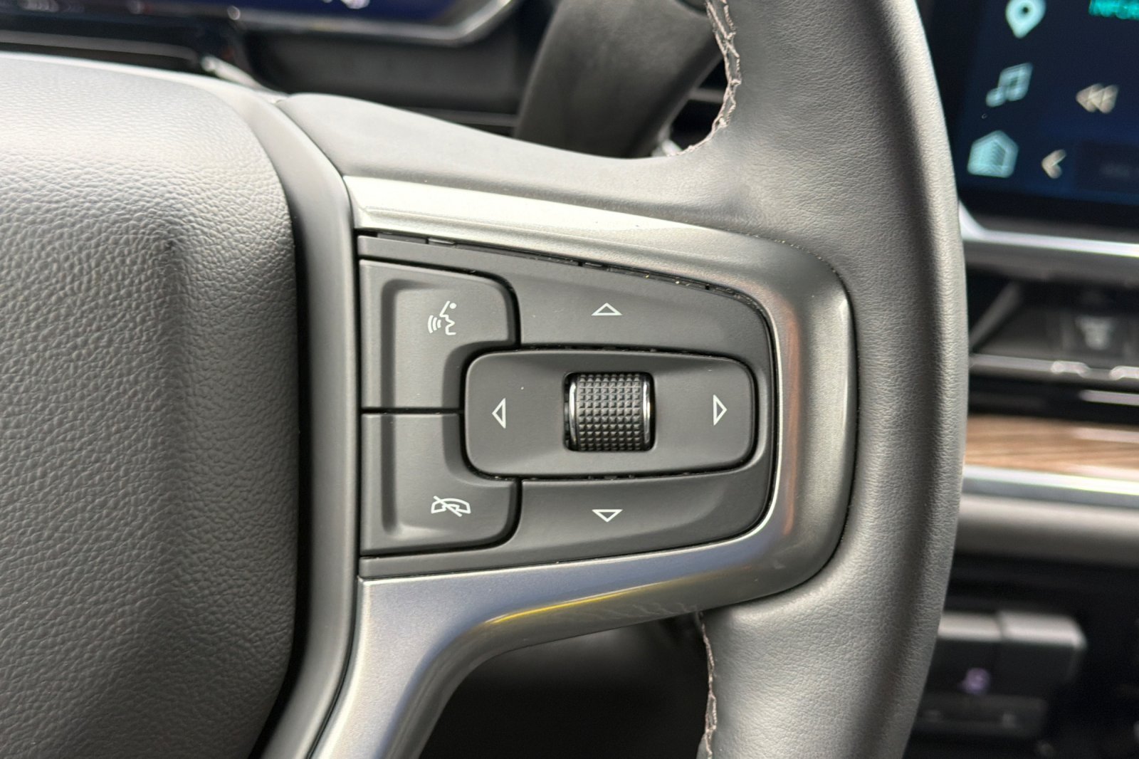 Used 2025 Chevrolet Silverado 2500 LT w/ All Star Edition AWD/4WD image 27