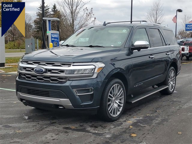 Certified 2022 Ford Expedition Platinum image 1