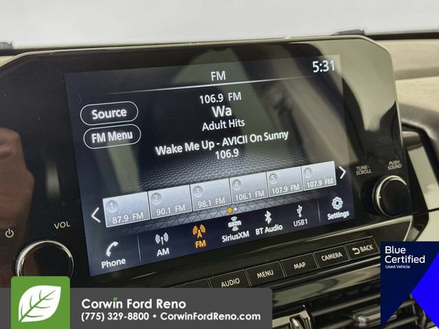 Used 2024 Nissan Pathfinder SL AWD/4WD image 19