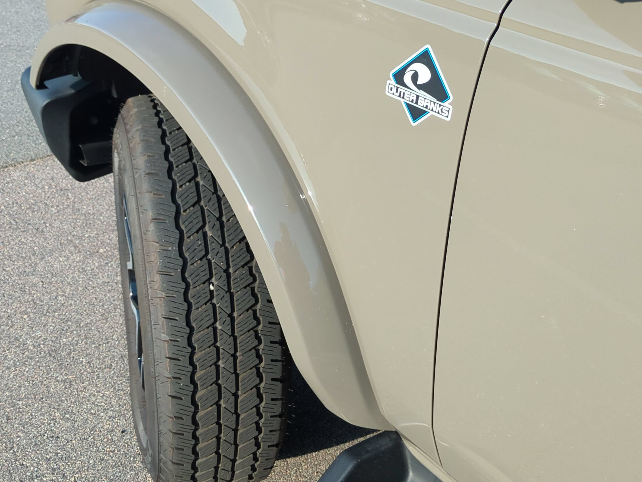 Certified 2025 Ford Bronco Outer Banks AWD/4WD image 12