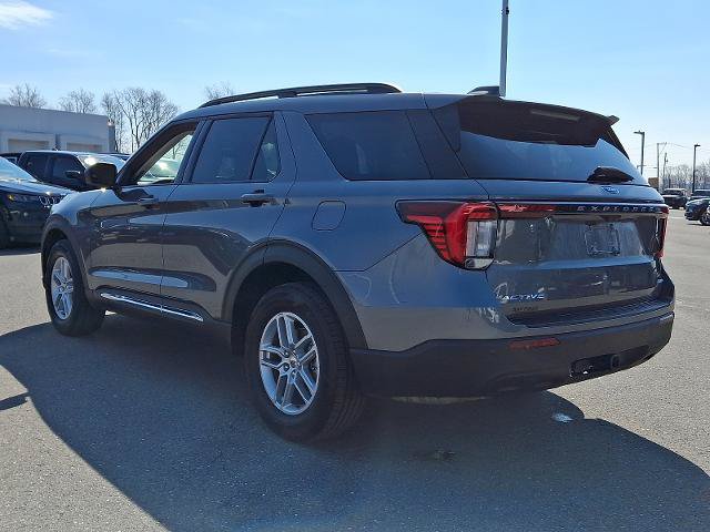 Certified 2025 Ford Explorer Active AWD/4WD image 4