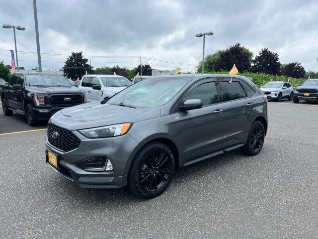 Certified 2024 Ford Edge ST-Line AWD/4WD image 3