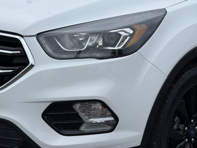 Certified 2019 Ford Escape SE FWD image 14