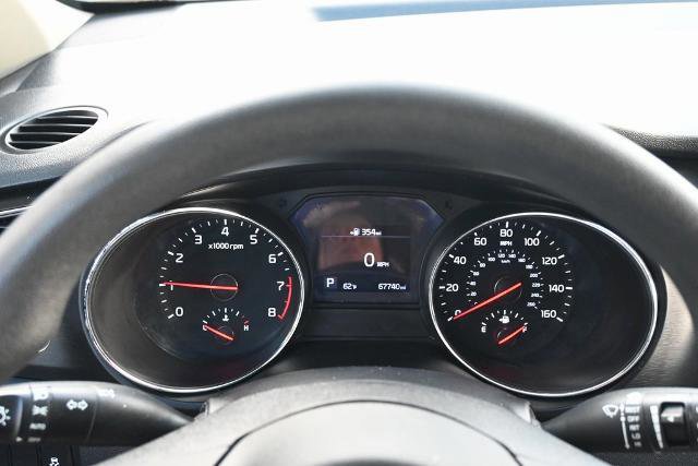 Used 2021 Kia Sedona LX image 35