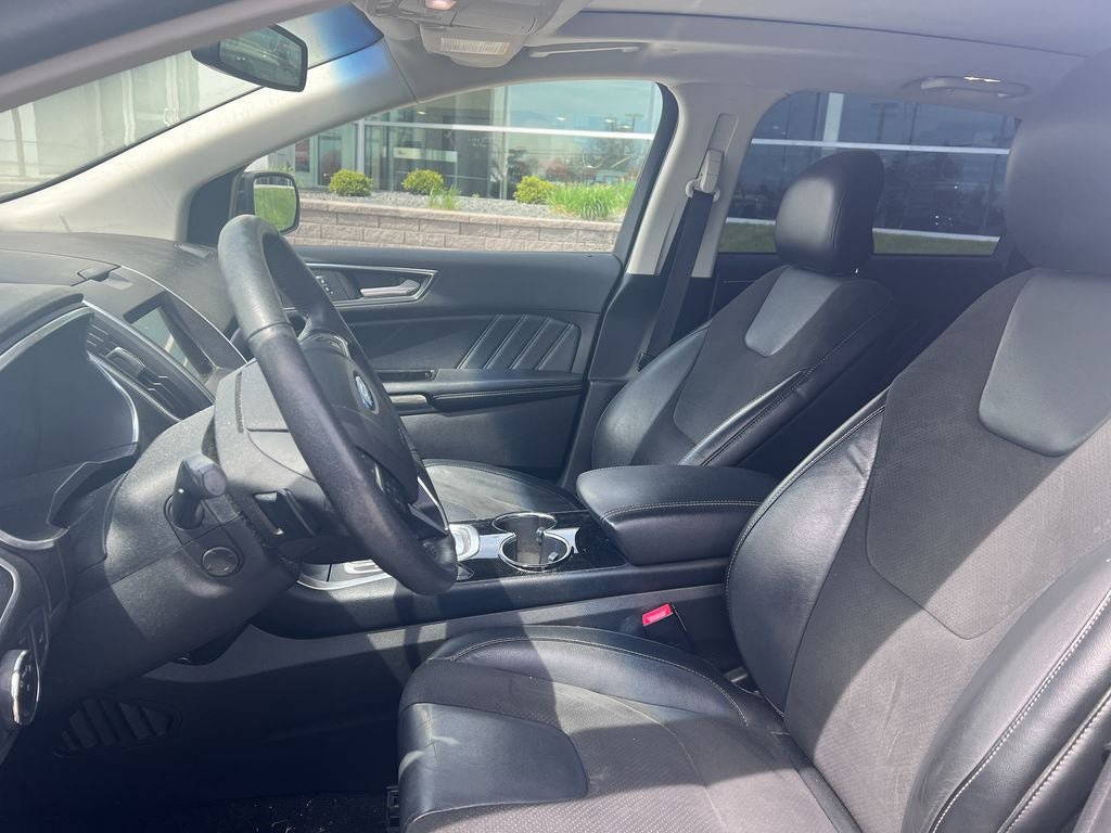 Certified 2017 Ford Edge Sport w/ Technology Package AWD/4WD image 12