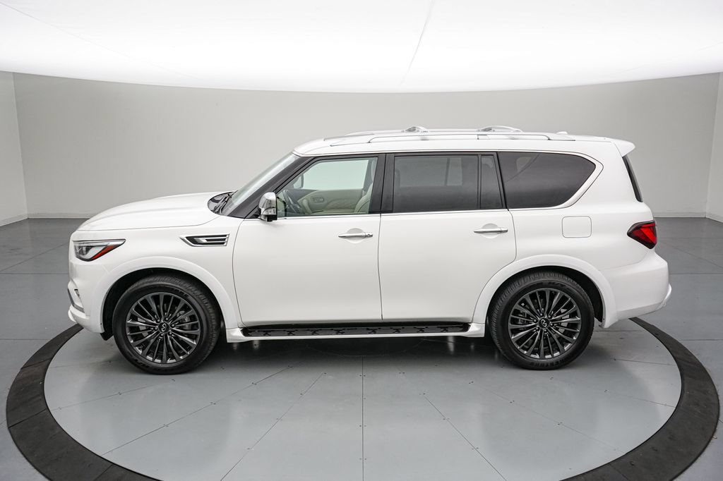 Used 2024 INFINITI QX80 Sensory w/ Cargo Package AWD/4WD image 7