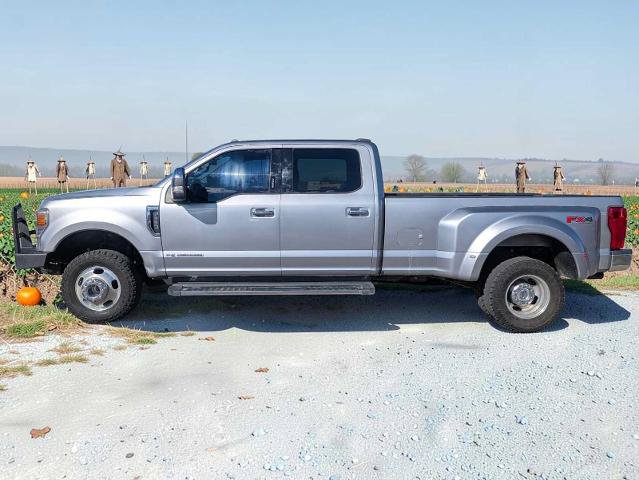 Certified 2021 Ford F350 Lariat w/ Chrome Package AWD/4WD image 3