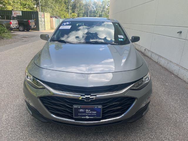 Used 2025 Chevrolet Malibu LT w/ Redline Edition image 5