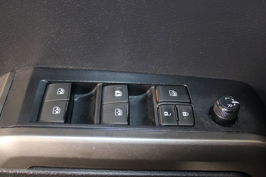 Used 2022 Toyota Tacoma SR5 image 19