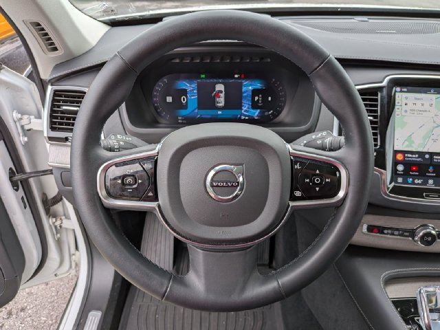 Used 2023 Volvo XC90 B6 Ultimate w/ Protection Package Premier AWD/4WD image 9