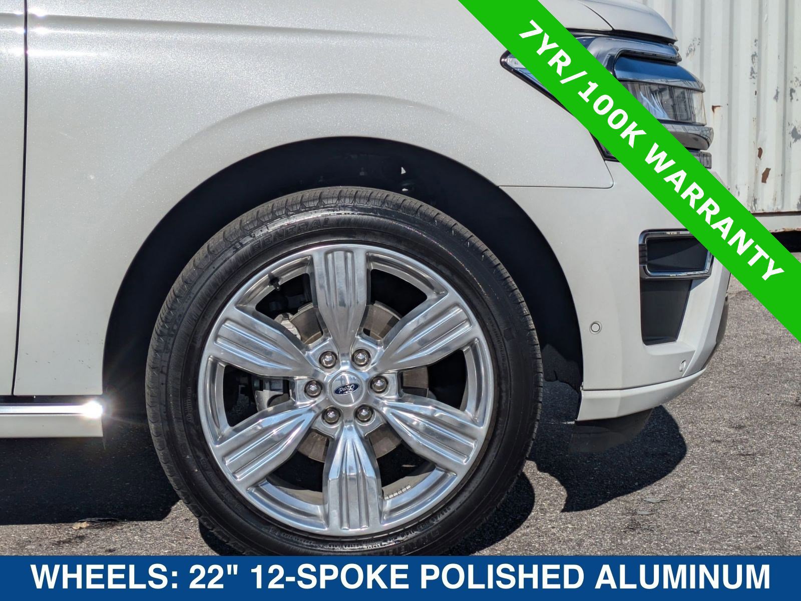 Certified 2024 Ford Expedition Platinum image 12