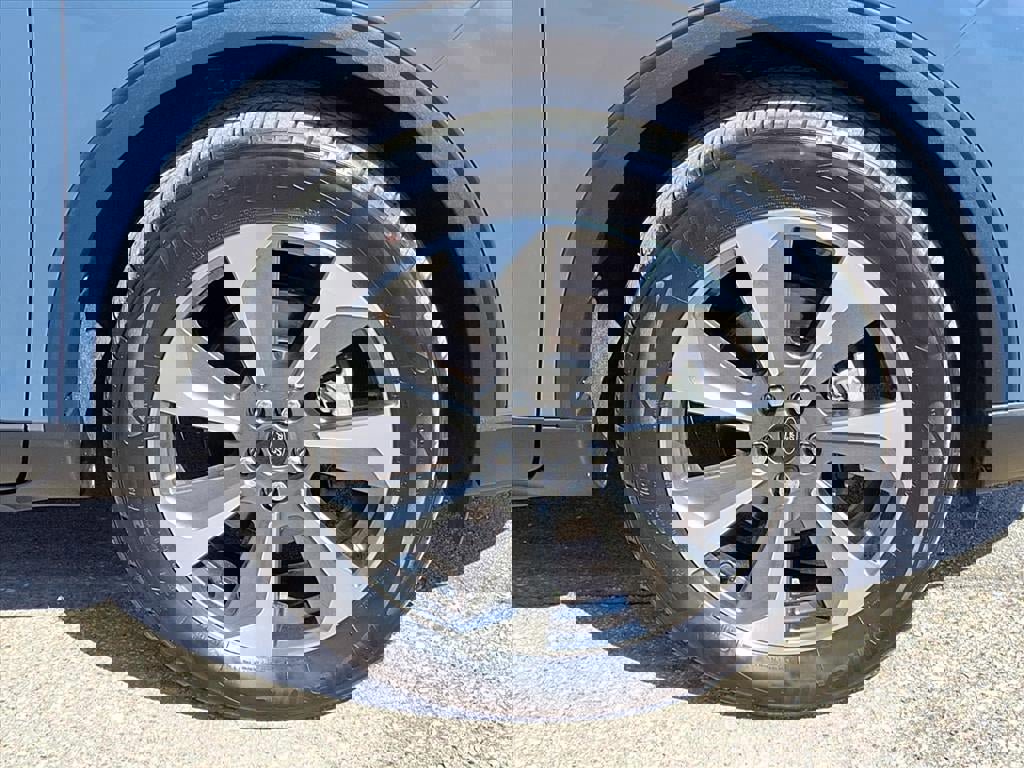 Certified 2023 Ford Escape Platinum w/ Class II Trailer Tow Package image 10