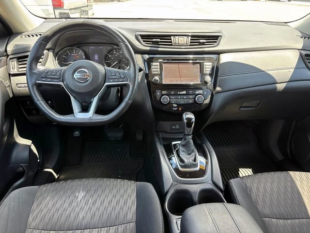 Used 2018 Nissan Rogue SV w/ Premium Package AWD/4WD image 11