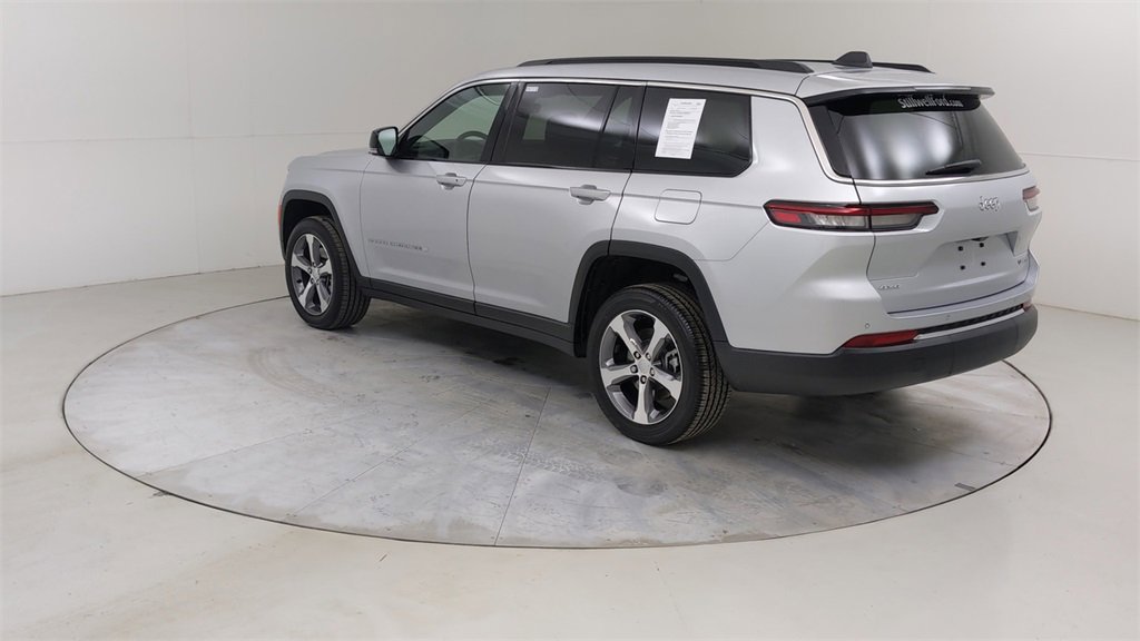 Used 2025 Jeep Grand Cherokee L Limited image 17