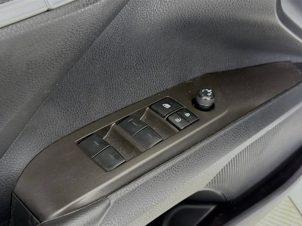 Used 2023 Toyota Camry SE FWD image 21