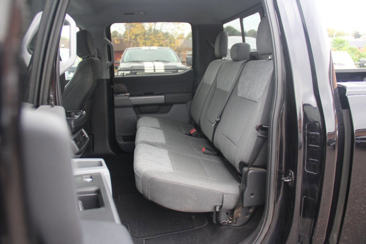 Certified 2022 Ford F150 XLT w/ Equipment Group 302A High image 14